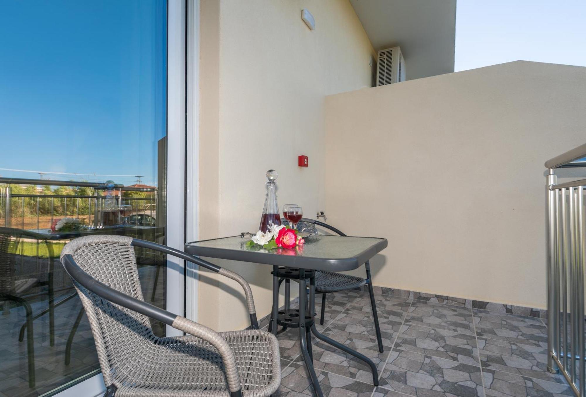 Katsaros Luxury Apts II 5 Min Walk To Beach Tsilivi  Extérieur photo
